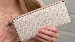 Michael Kors MICHAEL Michael Kors Jet Set Travel Continental Wallet Wristlet Review