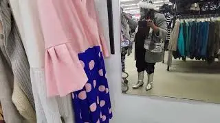 THRIFT Shopping Vlog 🛍 🏬 🛒 / and Ice Skating ⛸️  in Chicago Millennium Park 