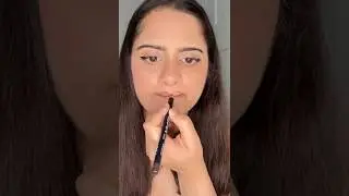VIRAL KOREAN LIPSTICK HACK😱  #shorts #makeup #douyin #viral #trendingshorts #beautytips