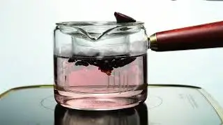 See how this Glass Teapot With Wooden Handle work?