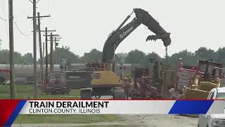 Train derails in Clinton County, Illinois