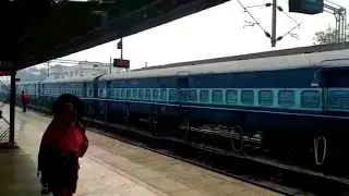 ICF EMPTY RAKE SKIPS GONDA JUNCTION RAILWAY STATION