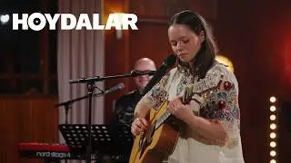 ANNA LOVISA - &ldquo;R&oslash;ttu sk&oacute;gvarnir&rdquo; eftir Eiv&oslash;r