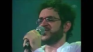 Legi&atilde;o Urbana - Metal Contra As Nuvens (Ao Vivo No Metropolitan)
