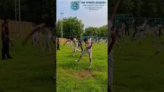 Fielding session. Rolling action from basic.