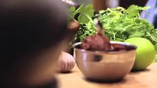 Pulled Pork i korvbr&ouml;d i Crock-Pot med Ulf Wagner
