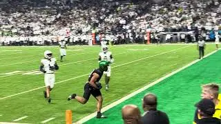 Oregon TE Kenyon Sadiq scores the first Touchdown for the Ducks vs Penn State with a hurdle!