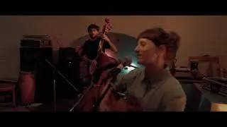 KusKus - Half The Moon  | A Fox Lane Music session