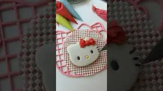 Fiesta hello kitty 💃🪅💕 #hellokitty #sanrio #cookies #baking #dessert #cookiedecorating #fiesta