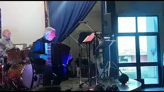 Tango pour Claude (R.Galliano) Giancarlo Caporilli alla fisarmonica.