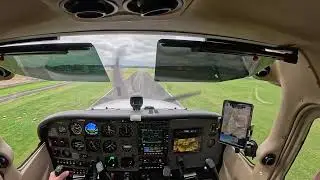 Die Landung in Dinslaken/ Schwarze Heide auf der 26 mit einer Cessna 172S