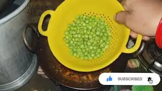 Matar Mushroom Masala | रोटी/चावल दोनों के साथ Perfect #mashroom #viralvideo #trending 