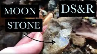 Rock Hounding Moonstone in Southeastern Pennsylvania - Autumn Rock Hunt Turns Up Some Great Samples