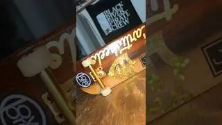 Tested the flatface G16 and pyro wheels. This setup shreds ✌️#fingerboard #fingerboarding #techdeck