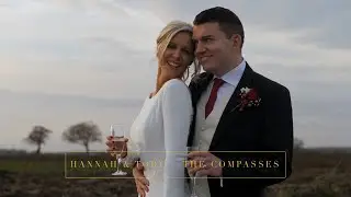 Hannah & Toby // The Compasses at Pattiswick