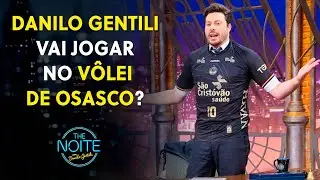 A jogadora de v&ocirc;lei Key Alves deu uma camisa GG para o apresentador | The Noite (26/07/22)