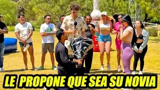 LE PROPONE QUE SEA SU NOVIA EN FRENTE DE TODOS 😱 | La Casa de los Cuernudos