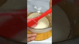cinnamon rolls frosting by The Cooking Pan