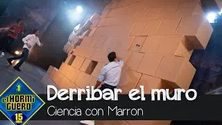 Pablo Motos y Mario Casas derriban el muro que se resiste al experimento de Marron - El Hormiguero