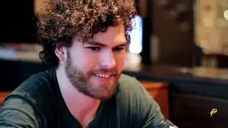 Vance Joy talks Taylor Swift, Australian Football, and more (2014)