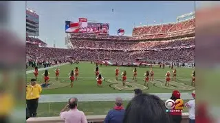 49ers Cheerleader Takes A Knee During National Anthem At Levi&rsquo;s Stadium