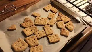How to make hardtack - emergency survival food