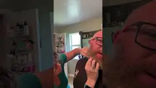 Check your beard for ticks! #hunting #insects #ticks #tickremoval #beard #florida
