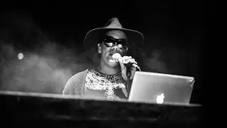 Carl Craig&rsquo;s Synthesizer Ensemble live at Funkhaus Berlin (EB.TV Live)