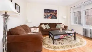 333 Harvard St Unit 1A, Cambridge, MA Presented by Christy Henault.
