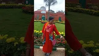 Neha Kitana Masti Ki Lalbagh - The Botanical Gardens