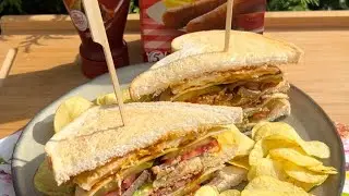 Dutch Club Sandwich😍🇳🇱 #frikadellen #clubsandwichrecipe #sandwich #hungry #dutch