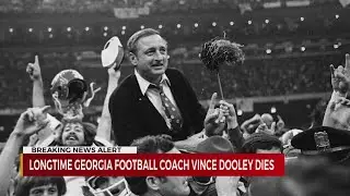 Vince Dooley, longtime Georgia football coach, dies at 90