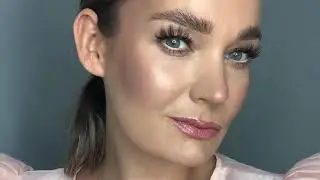 Natural glow with Delilah Cosmetics