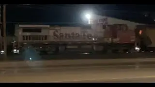 Santa Fe Warbonnet and BN Caboose on Train in Carlsbad, NM!!!