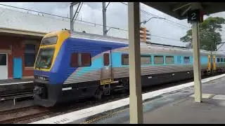 5 Car Xplorer Going Past Fairfield