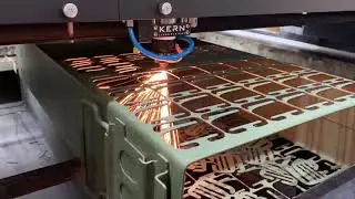 Laser-cutting g-hook for Battle Board Bartlett Duffel Bag