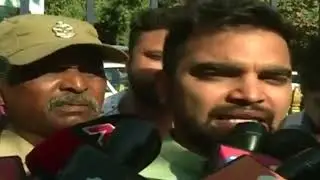 Anchor Pradeep Machiraju Attends Nampally Court || Submits Driving Licence to Traffic Police