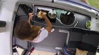 Webasto CookTop X100 in the Trakka Trakkadu with nutritionist Lauren Willmot making lunch