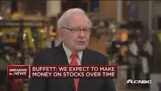 Warren Buffett says Berkshire stock managers Weschler, Combs have trailed the S&P 500
