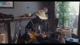 Larry Mitchell Playing Knaggs Guitars Severn LM