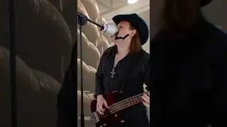 Как MOTORHEAD заказывает кофе☕ #шорты #металл #пародия #кофе