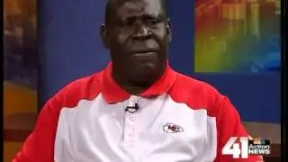 Kenyan helps orphans in native country