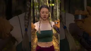 These women so resourceful in the forest! 👍🏼 #survival #tourism #camping #hack #shorts