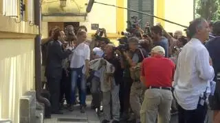Benigni assalito da paparazzi e fans..