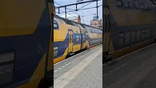 Virm vertrekt vanuit s-Hertogenbosch. #ns #trein #intercity #shorts