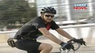 Actor-Cum-Politician Siddhant Mohapatra Riding Cycle In Bhubaneswar