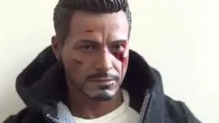 hot toys tony stark the mechanic figure