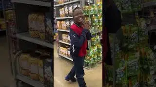 #snackchallenge #walmart #3minutevideo  #family #funnyshorts