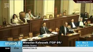 Parkanov&aacute; řvala sm&iacute;chy, odrovnal ji Kalousek s brouky