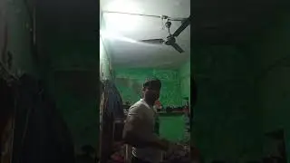 16 inch Biceps Desi boy home workout ke baad posing karte huye 👍
